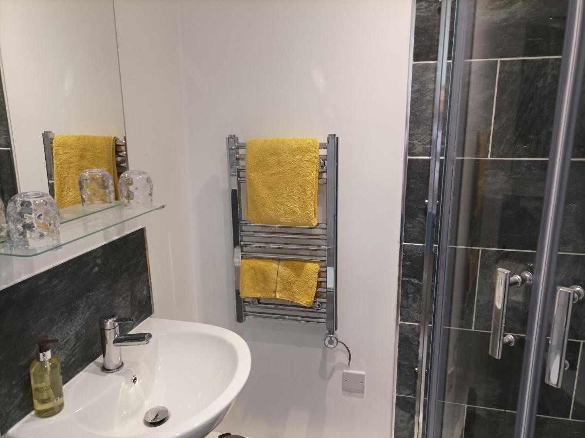 Victorian Renovation Room 8 Буутъл Екстериор снимка